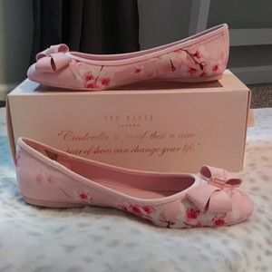 Ted Baker pale pink flats